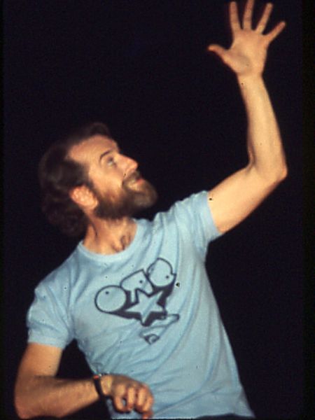 http://en.wikipedia.org/wiki/File:George_Carlin_In_concert_at_the_Zembo_Mosque,_Harrisburg,_Pa.jpg