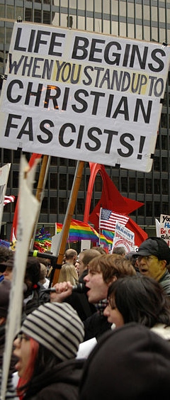 https://commons.wikimedia.org/wiki/File:Anti-Christian_sign_in_Federal_Plaza_Chicago.jpg